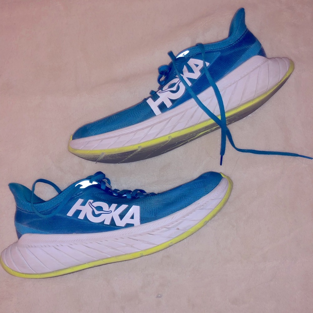 Hoka Carbon X2